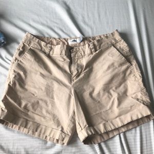 khaki shorts